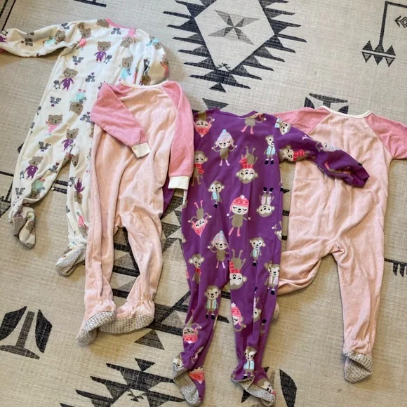 Set of 4 Sleep and Play PJs by Carter's and Just One You, 2T - Picture 10 of 10